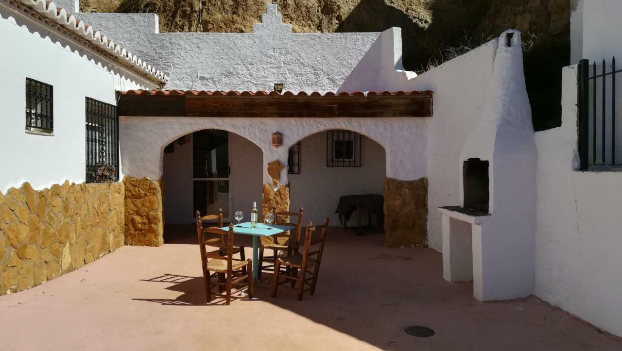 Hotel Casa cueva El Algarrobo Guadix Exterior foto